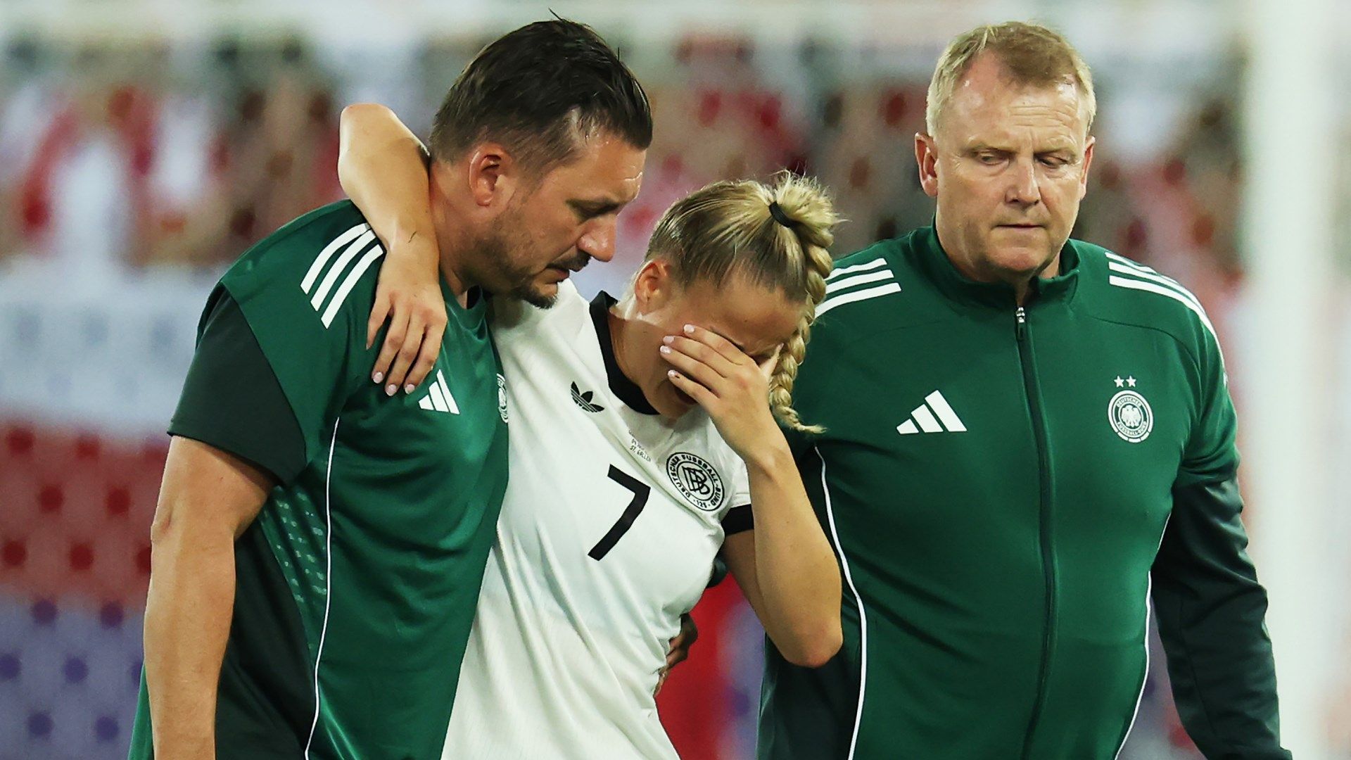 giulia gwinn verletzt em 2025